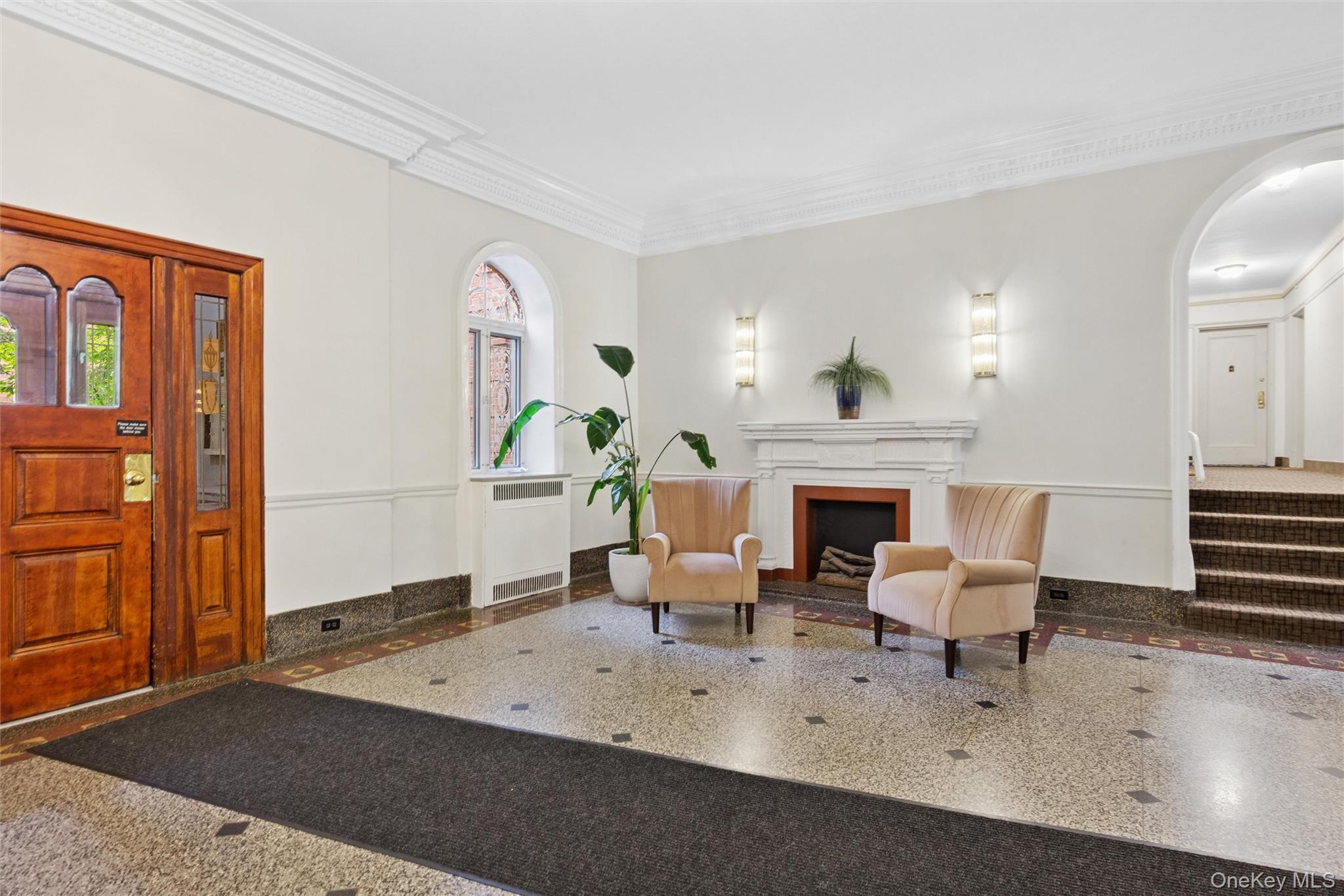 111-39 76th Road, Unit D8 Queens, NY 11375 - Photo 16 of 17