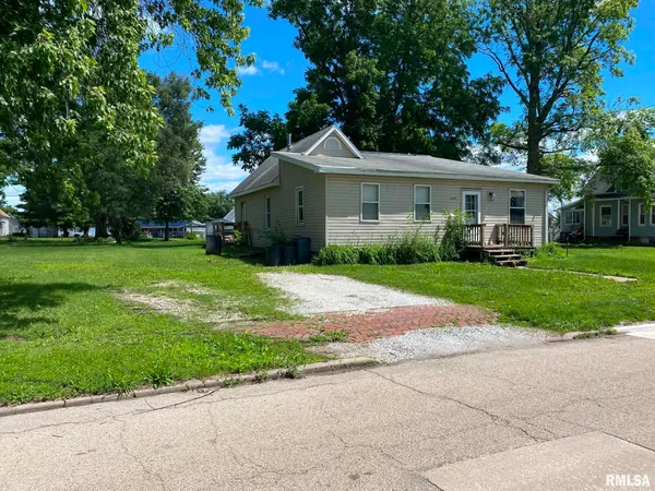 $34,900 | 1019 East Walnut Street, Canton, IL 61520