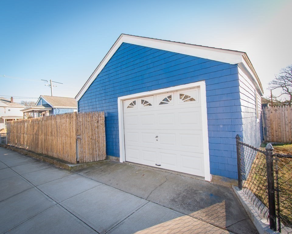 339 Jefferson Street Fall River, MA 02721 - Photo 4 of 13 Gallery Image 4