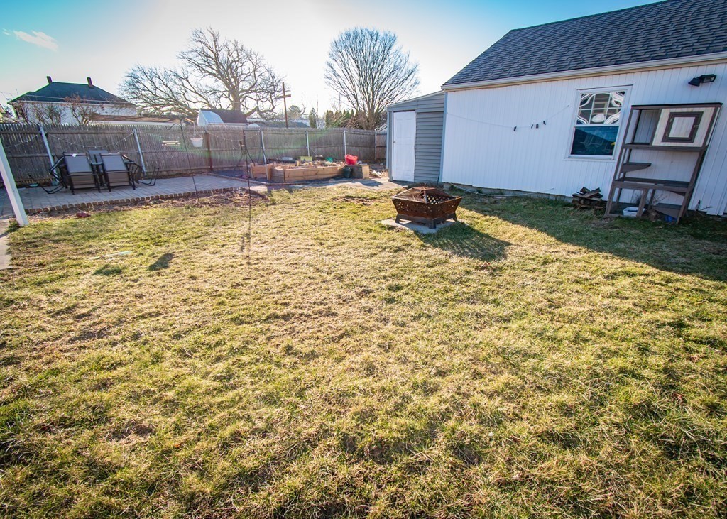 339 Jefferson Street Fall River, MA 02721 - Photo 5 of 13 Gallery Image 5