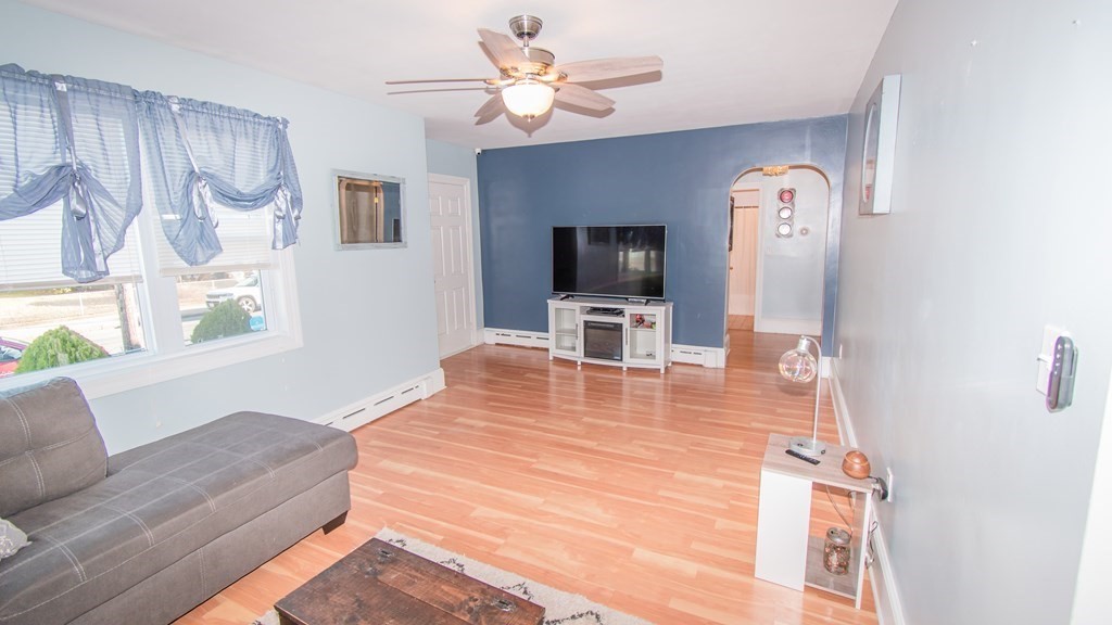 339 Jefferson Street Fall River, MA 02721 - Photo 7 of 13 Gallery Image 7