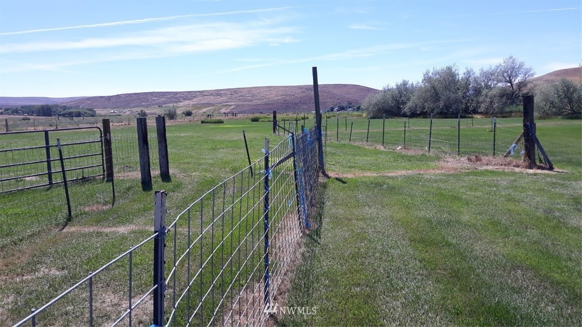 8581 Parke Creek Road Ellensburg, WA 98926 - Photo 5 of 15 Gallery Image 5