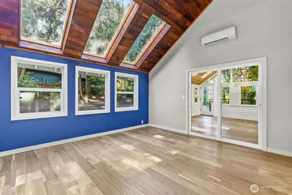 $1,390,000 | 11785 Penny Place Northeast, Bainbridge Island, WA 98110