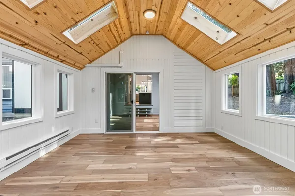 $1,390,000 | 11785 Penny Place Northeast, Bainbridge Island, WA 98110