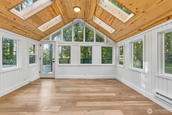 $1,390,000 | 11785 Penny Place Northeast, Bainbridge Island, WA 98110