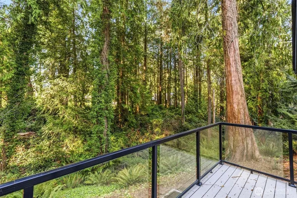 $1,390,000 | 11785 Penny Place Northeast, Bainbridge Island, WA 98110
