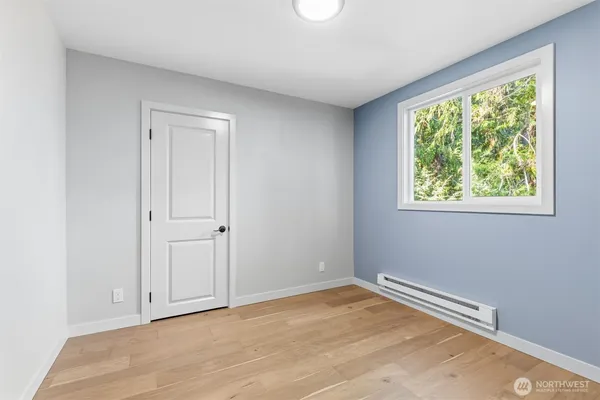 $1,390,000 | 11785 Penny Place Northeast, Bainbridge Island, WA 98110