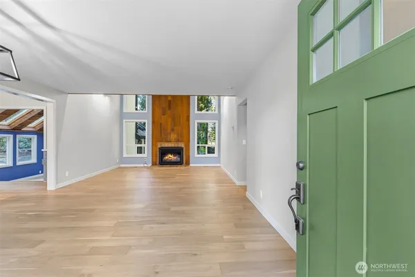$1,390,000 | 11785 Penny Place Northeast, Bainbridge Island, WA 98110
