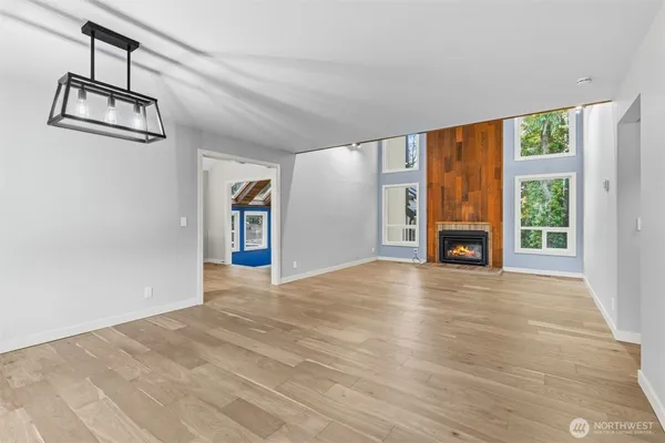 $1,390,000 | 11785 Penny Place Northeast, Bainbridge Island, WA 98110