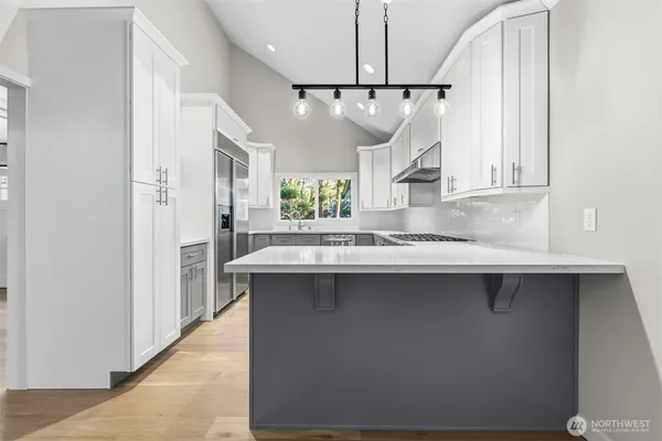 $1,390,000 | 11785 Penny Place Northeast, Bainbridge Island, WA 98110
