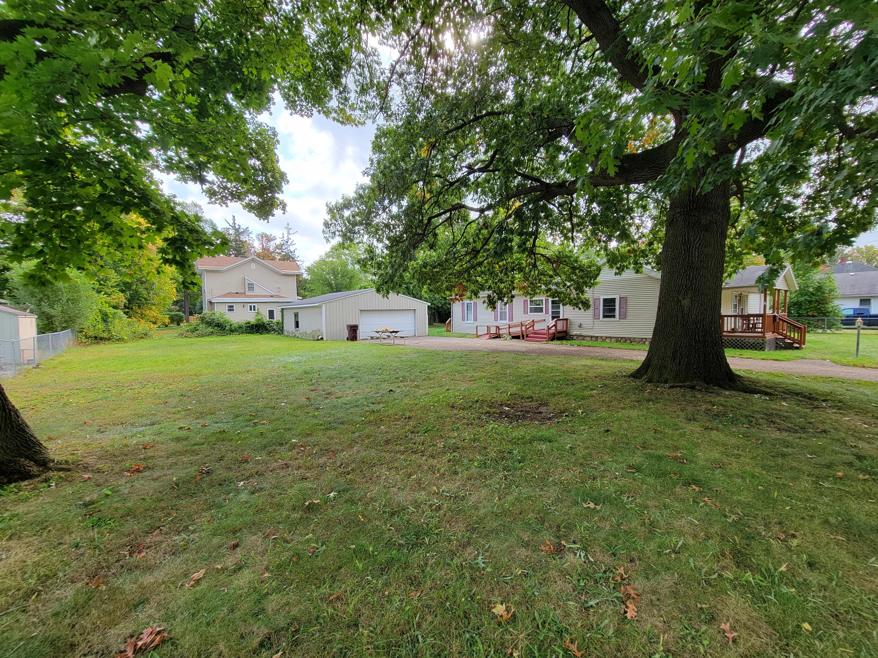 815 West Street Three Rivers, MI 49093 - Photo 20 of 22 20230926_111028