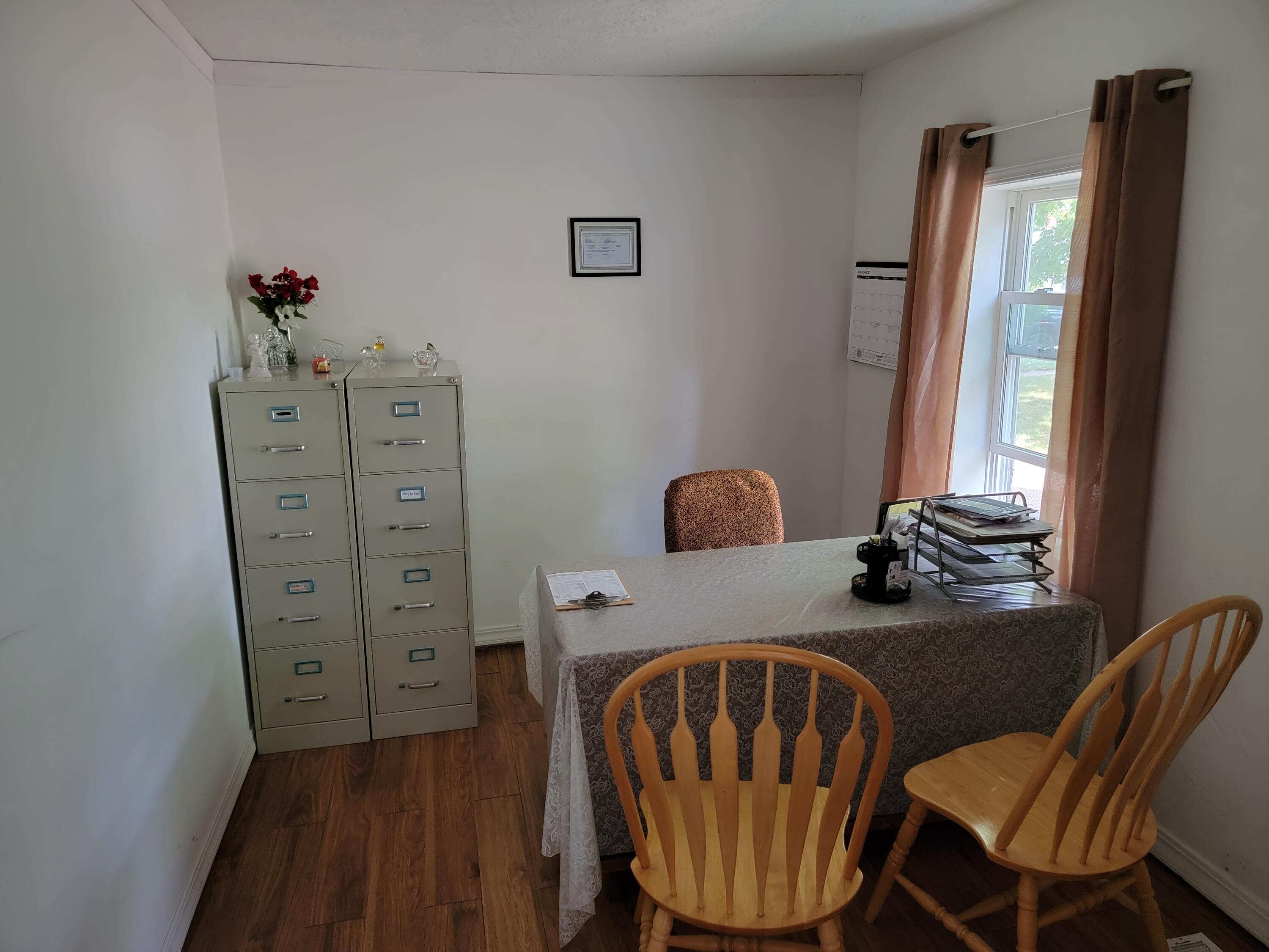 815 West Street Three Rivers, MI 49093 - Photo 9 of 22 20230926_110215