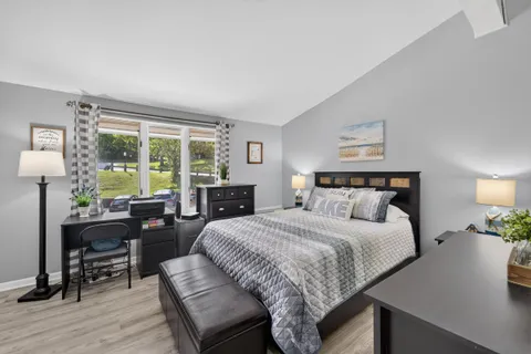$275,000 | 33 Lausanne Court, Unit 3306, Geneva, WI 53147