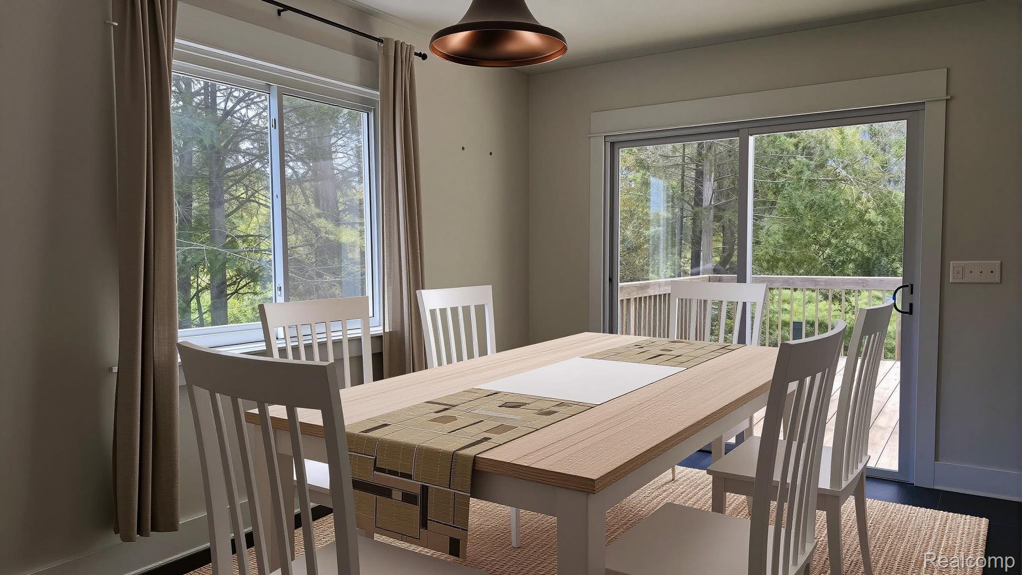 6790 Hinchey Road Pinckney, MI 48169 - Photo 9 of 35 Dining area