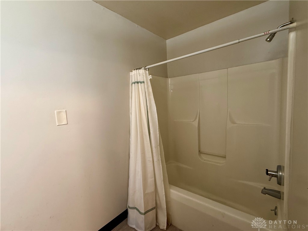 5435 East Westbrook Road Clayton, OH 45315 - Photo 44 of 90