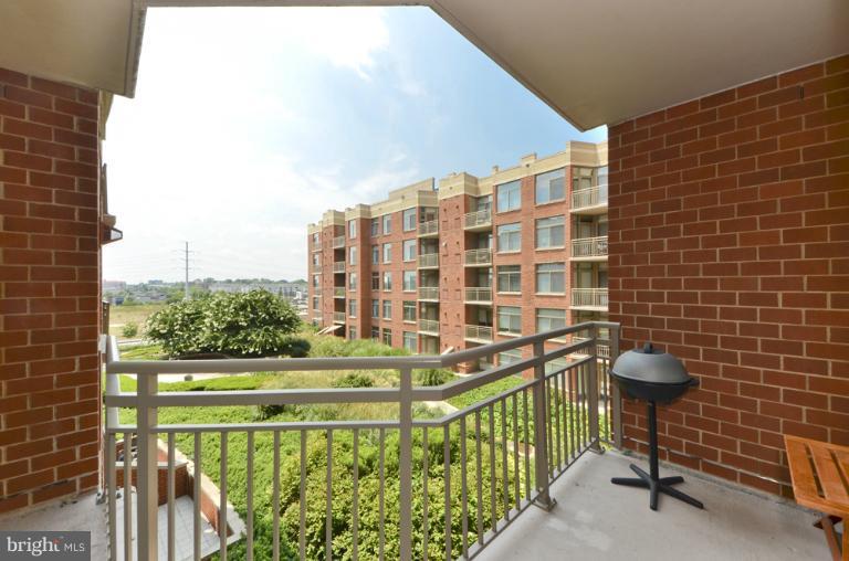 3600 South Glebe Road, Unit 429W Arlington, VA 22202 - Photo 2 of 30 View