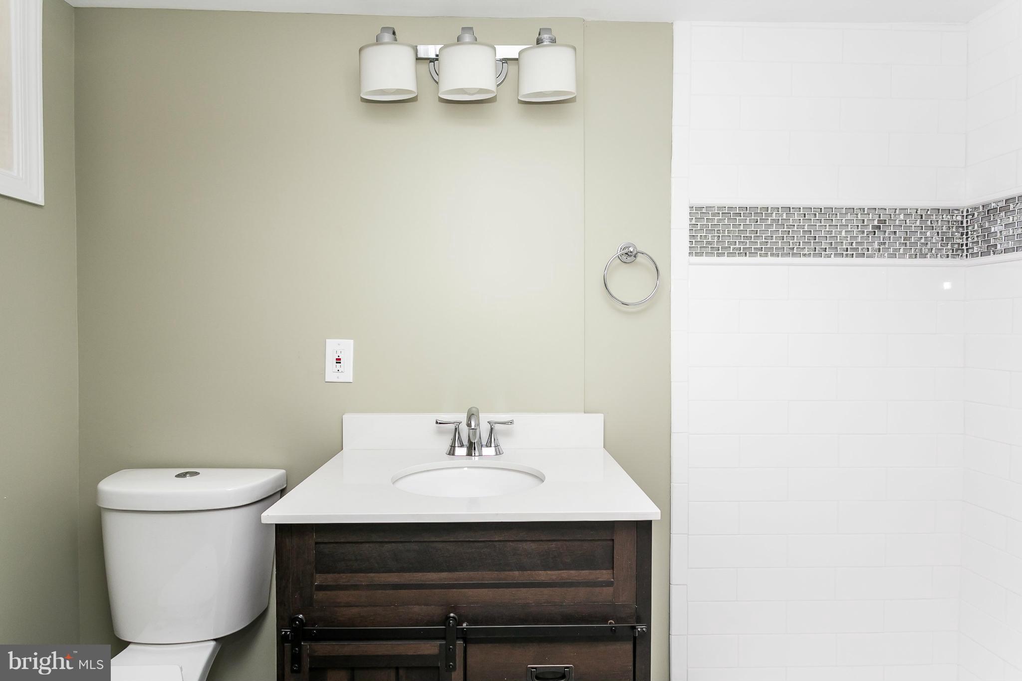 1515 Upshire Road Baltimore, MD 21218 - Photo 27 of 30 Bath