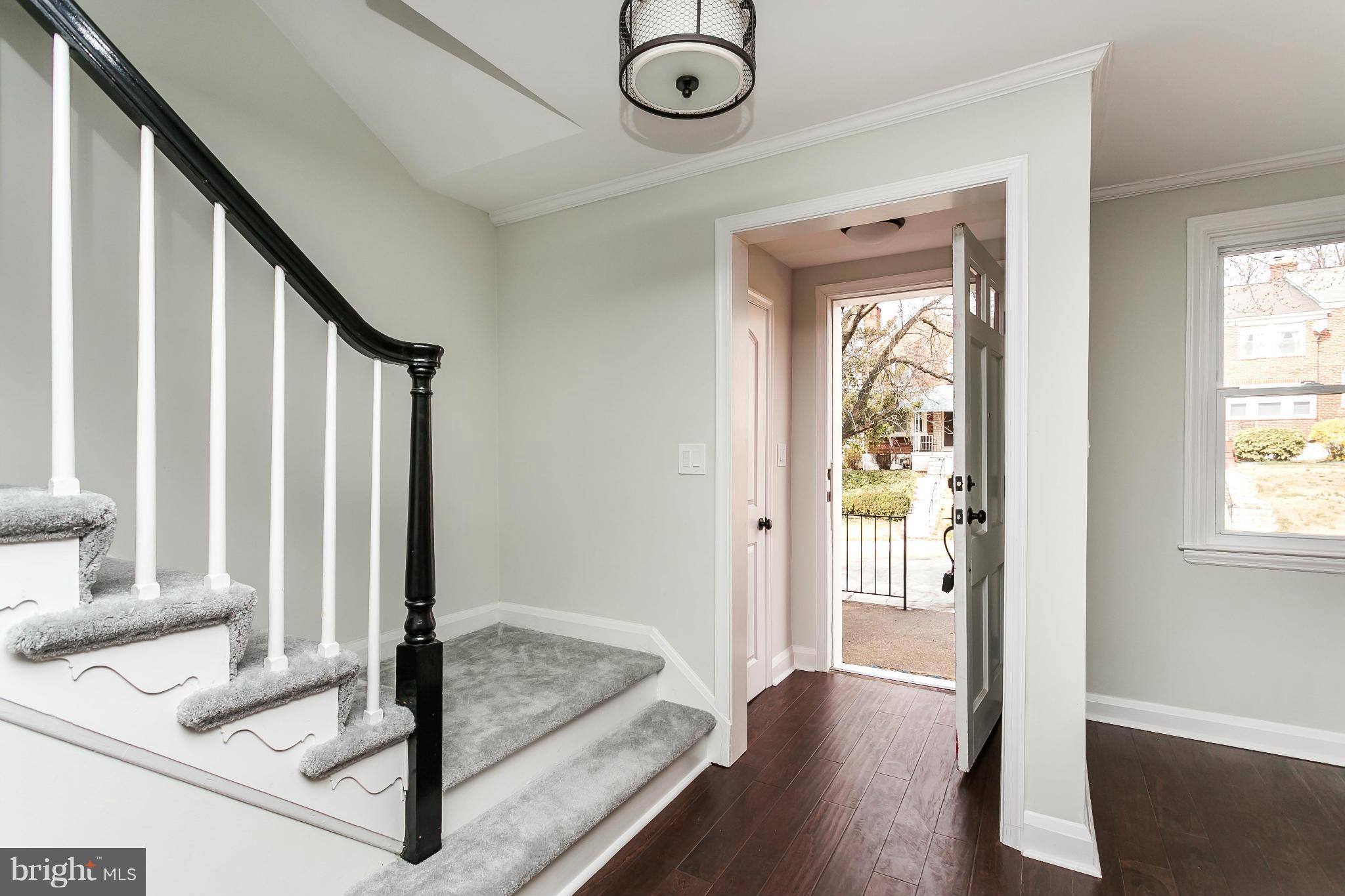 1515 Upshire Road Baltimore, MD 21218 - Photo 4 of 30 Interior (General)
