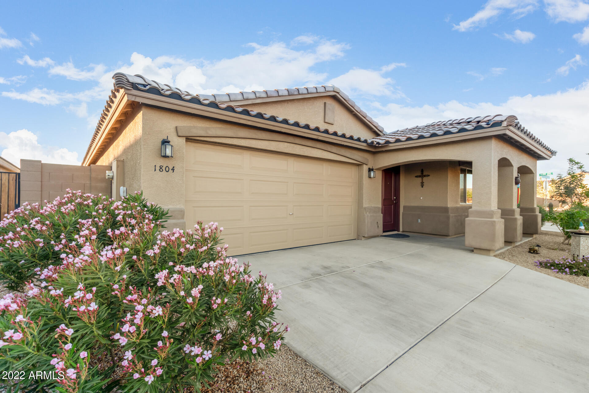 1804 South Descanso Road Apache Junction, AZ 85119 - Photo 3 of 27 03-Descanso