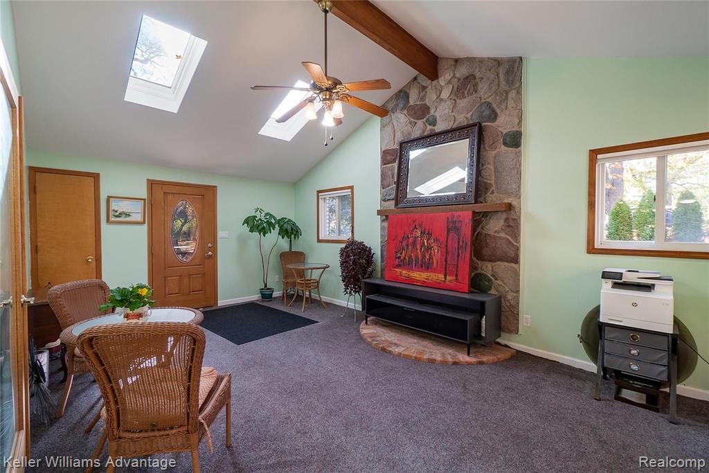 2360 West Square Lake Road Troy, MI 48098 - Photo 20 of 45