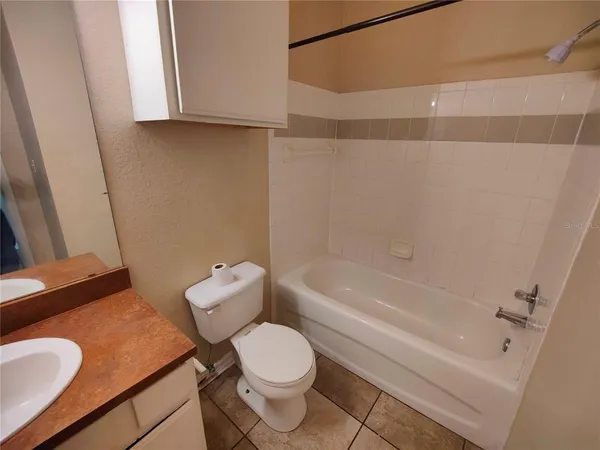 $1,699 | 3737 Castle Pines Lane, Unit 4424, Orlando, FL 32839