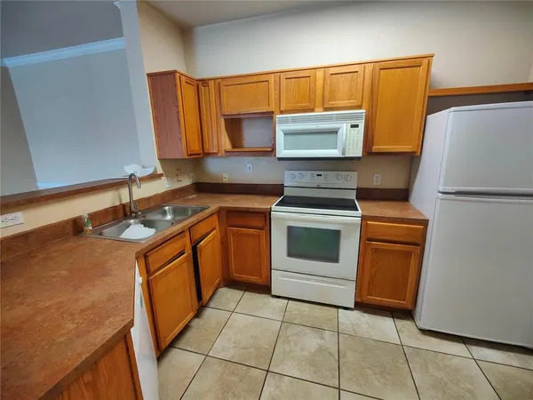 $1,699 | 3737 Castle Pines Lane, Unit 4424, Orlando, FL 32839