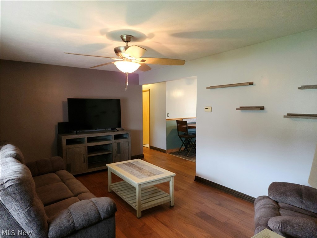30205 Powell Road Willowick, OH 44095 - Photo 11 of 33