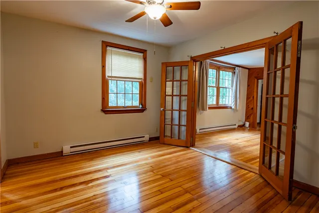 $665,000 | 18 Railroad Avenue, South Kingstown, RI 02892