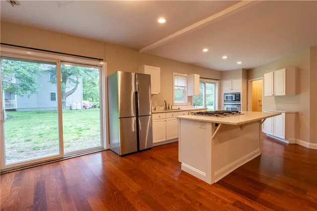 $665,000 | 18 Railroad Avenue, South Kingstown, RI 02892