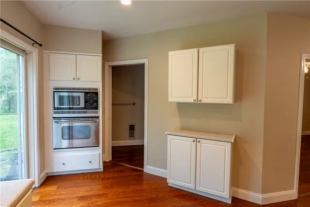 $665,000 | 18 Railroad Avenue, South Kingstown, RI 02892