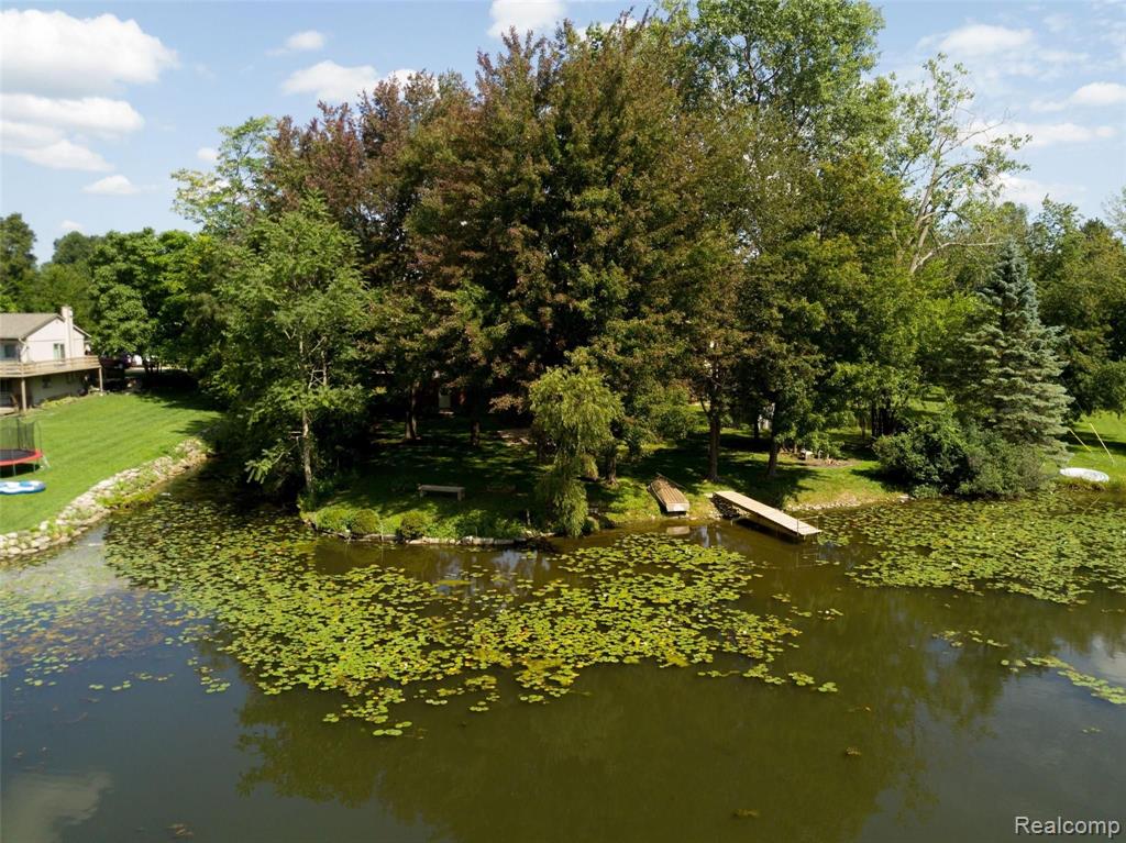 6161 Gordon Road Waterford, MI 48327 - Photo 46 of 53