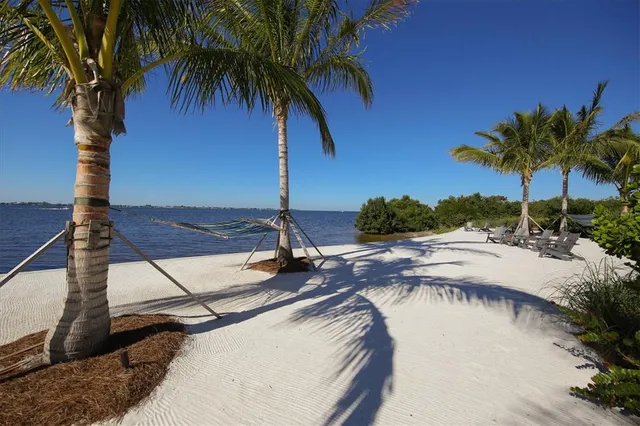 $850,000 | 295 Compass Point Drive, Unit 201, Bradenton, FL 34209