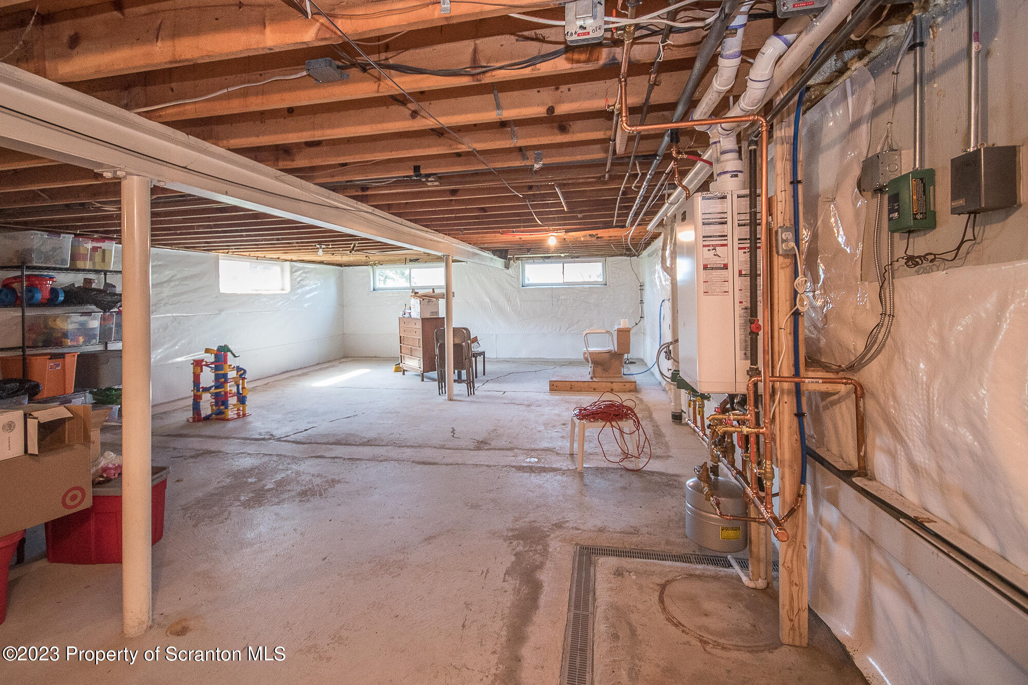 400 Rear Packer Avoca, PA 18641 - Photo 21 of 24 Gallery Image 21