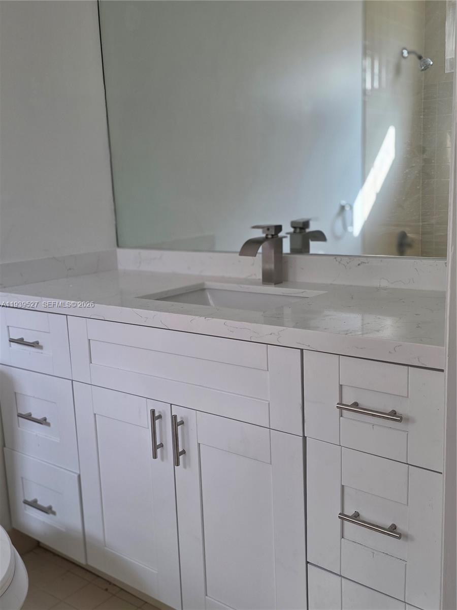 2924 Southwest 26th Street Miami, FL 33133 - Photo 17 of 21