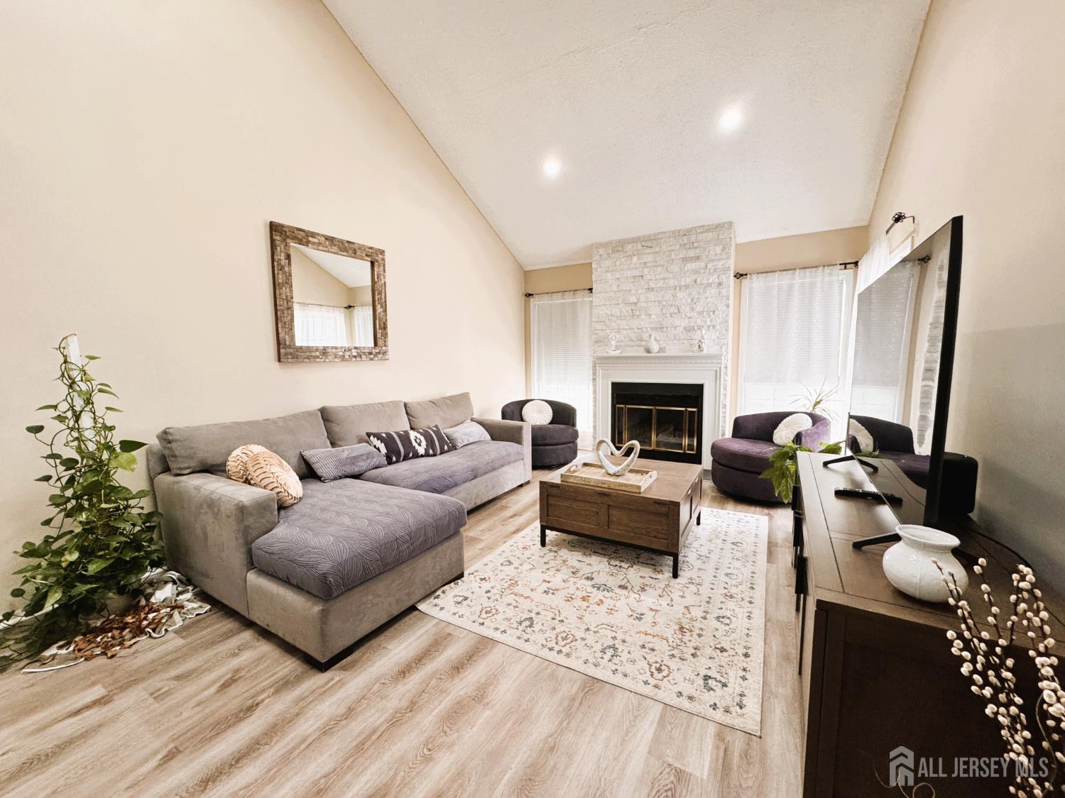 4 C Rutherford Hayes Drive Monroe Township, NJ 08831 - Photo 8 of 28