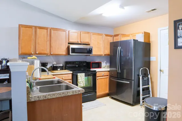 $285,000 | 90 Elm Street, Morganton, NC 28655