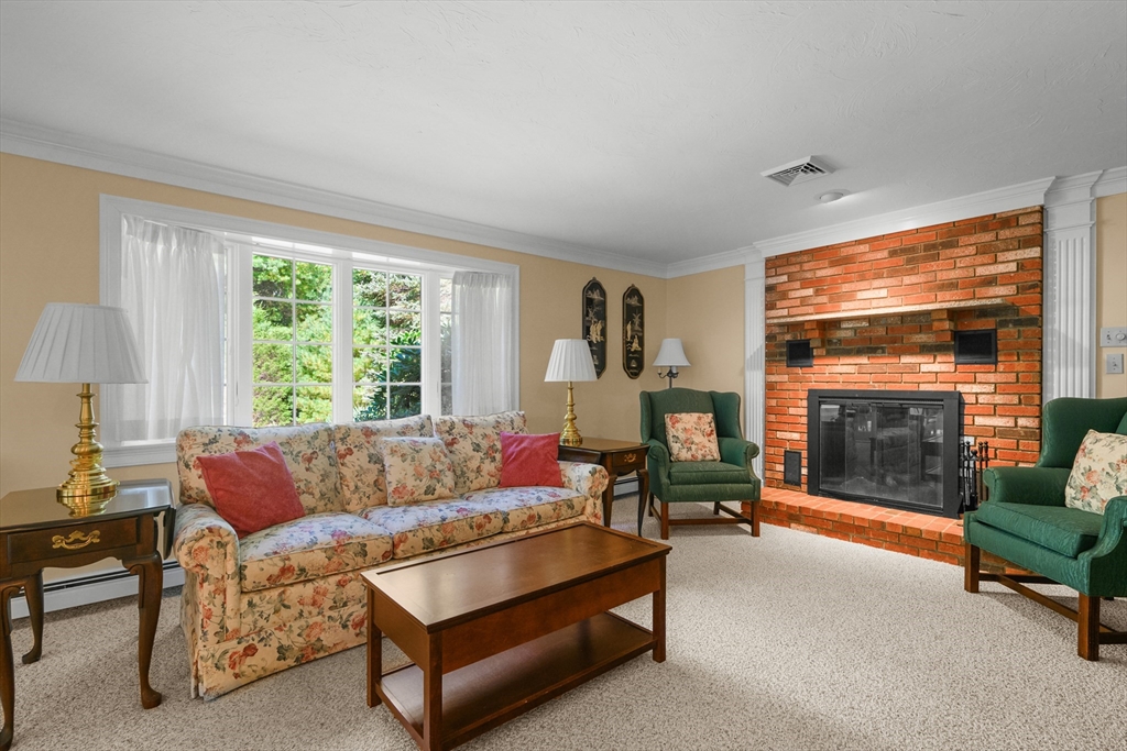 87 Foxglove Road Barnstable, MA 02632 - Photo 15 of 41