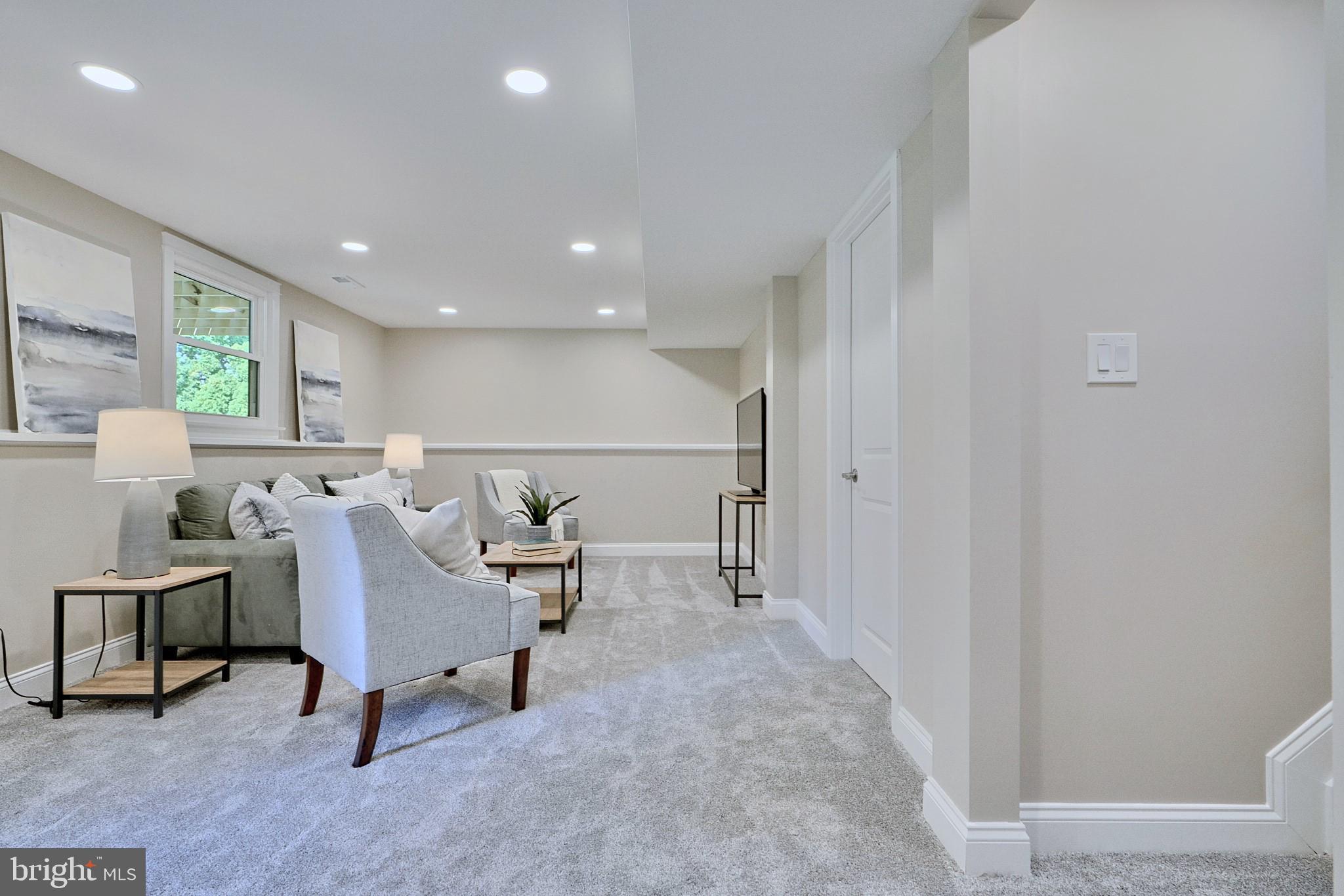 600 East Macphail Road Bel Air, MD 21014 - Photo 25 of 37 a workspace with furniture and window