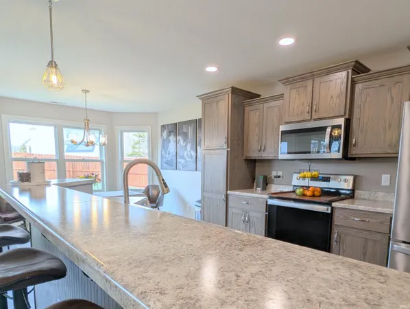 $345,000 | 731 Willowbrook Trail, Bluffton, IN 46714