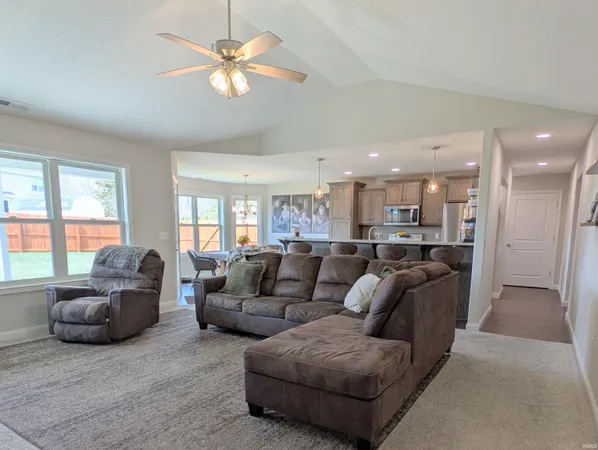 $345,000 | 731 Willowbrook Trail, Bluffton, IN 46714