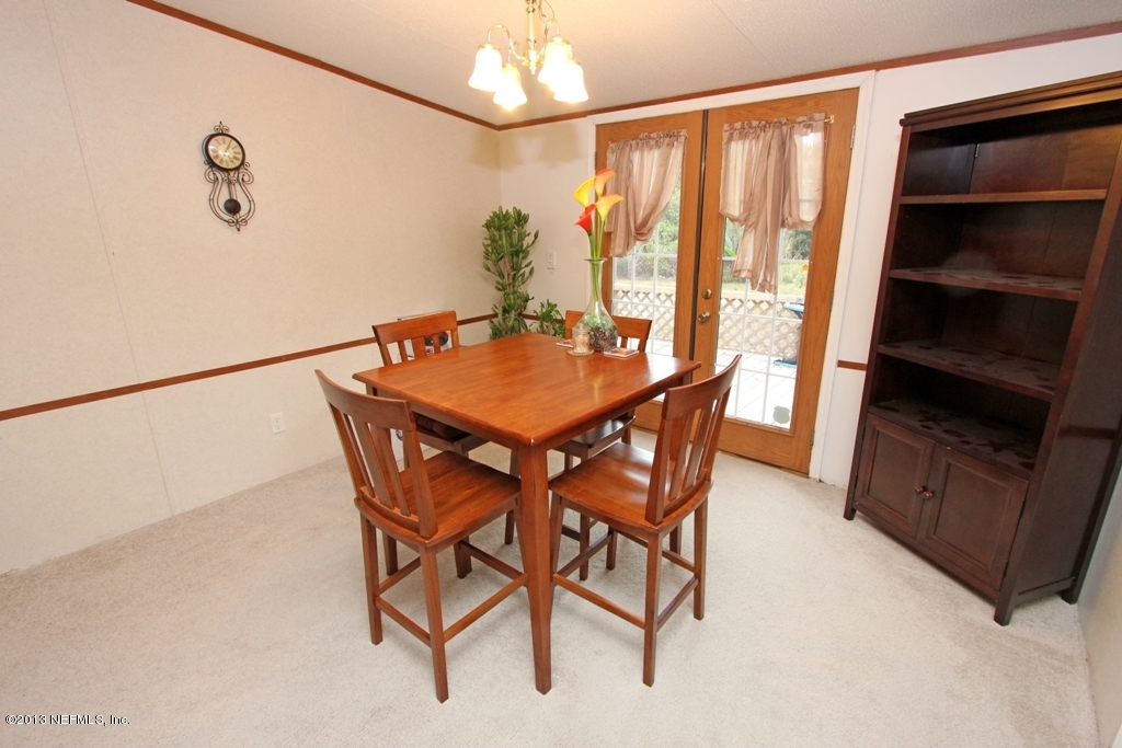 2073 Gentlebreeze Road Middleburg, FL 32068 - Photo 17 of 31 DiningRoom2