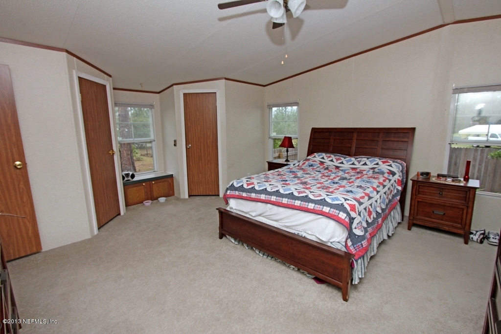 2073 Gentlebreeze Road Middleburg, FL 32068 - Photo 20 of 31 MasterBedroom3