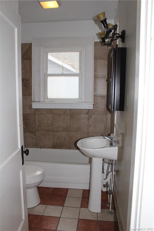22 Chatham Road Asheville, NC 28804 - Photo 13 of 21 Gallery Image 13