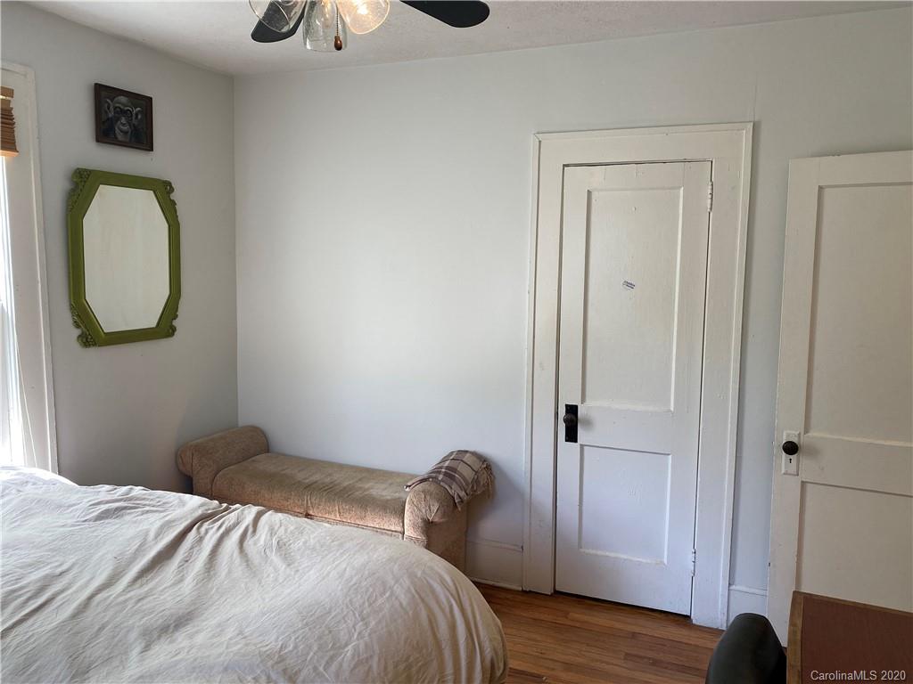 22 Chatham Road Asheville, NC 28804 - Photo 19 of 21 Gallery Image 19