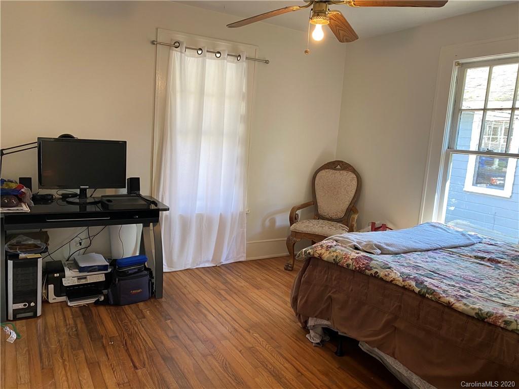 22 Chatham Road Asheville, NC 28804 - Photo 20 of 21 Gallery Image 20