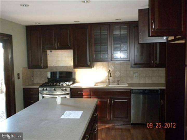 46 Anvil Road Aston, PA 19014 - Photo 6 of 18 Kitchen