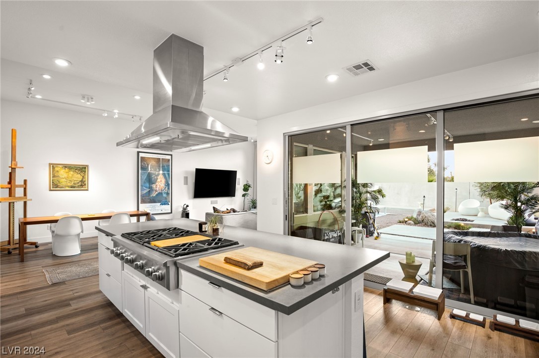 9750 Starlight Ridge Avenue Las Vegas, NV 89148 - Photo 11 of 56 Gallery Image 11