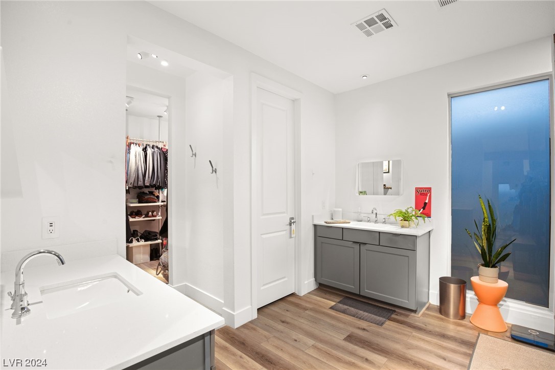 9750 Starlight Ridge Avenue Las Vegas, NV 89148 - Photo 14 of 56 Gallery Image 14