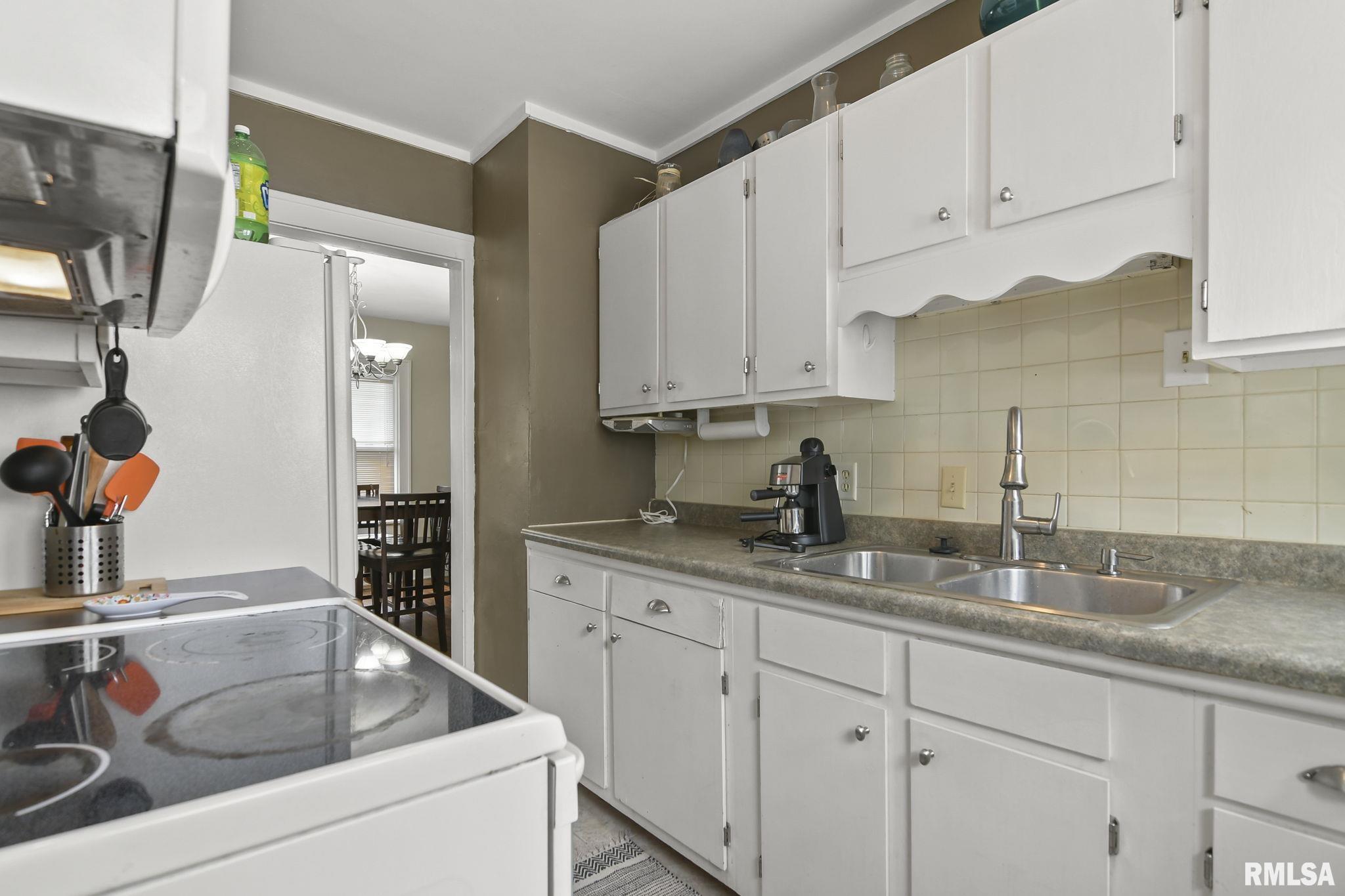 2437 South 4th Street Springfield, IL 62703 - Photo 9 of 22
