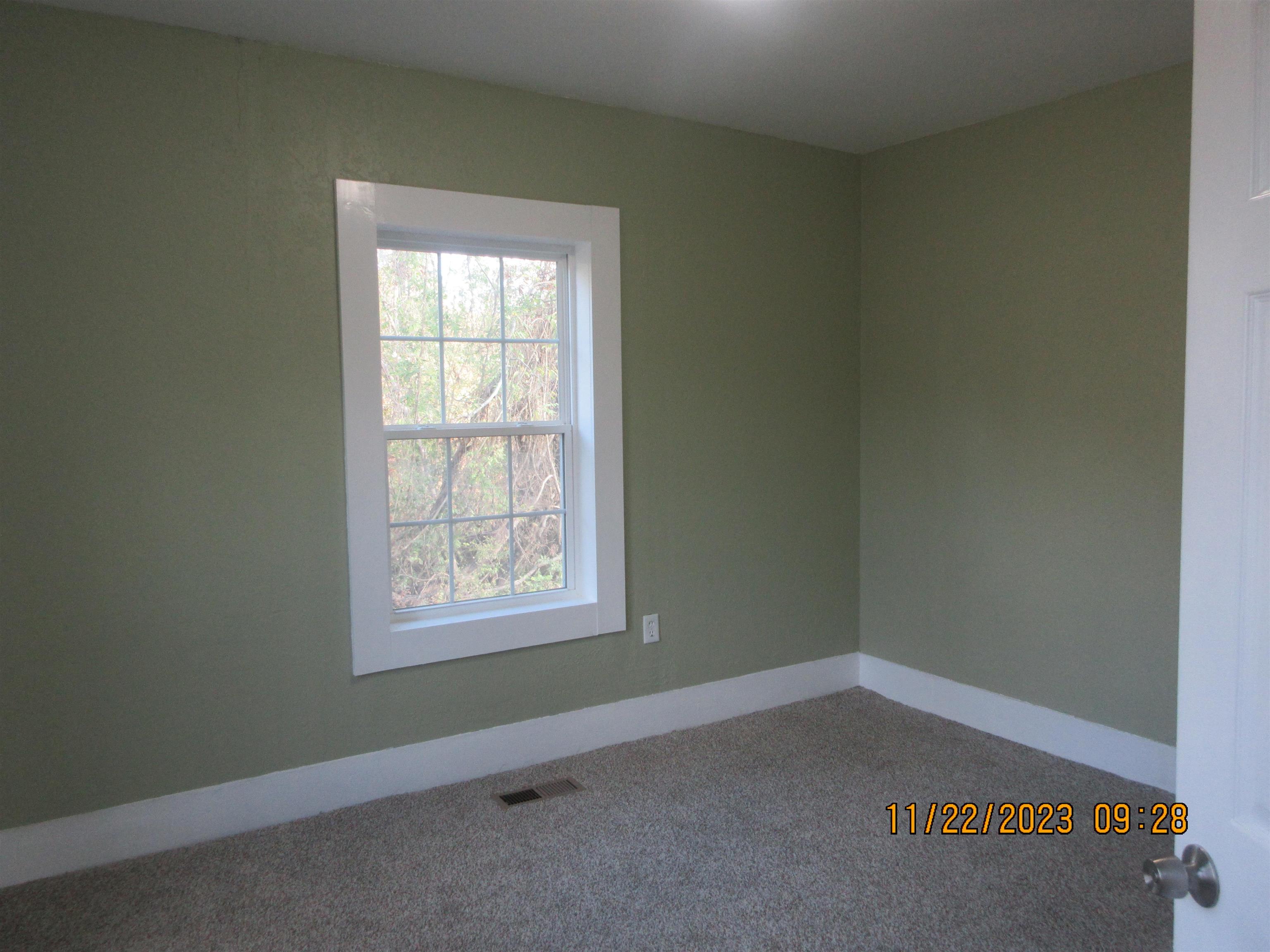 4036 Concord Road Gates, TN 38037 - Photo 6 of 19 an empty room with a window